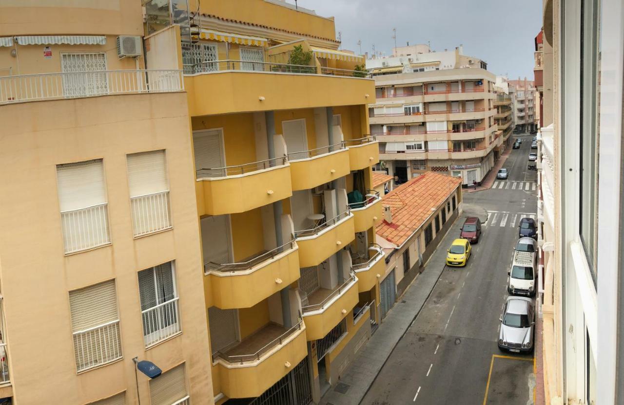 Hda Apartment Torrevieja Buitenkant foto