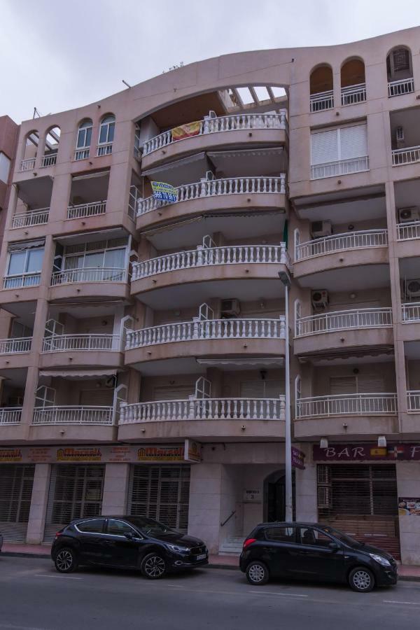 Hda Apartment Torrevieja Buitenkant foto